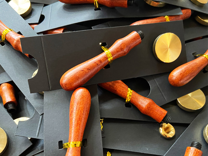 Making beeswax candles Wax sealing process